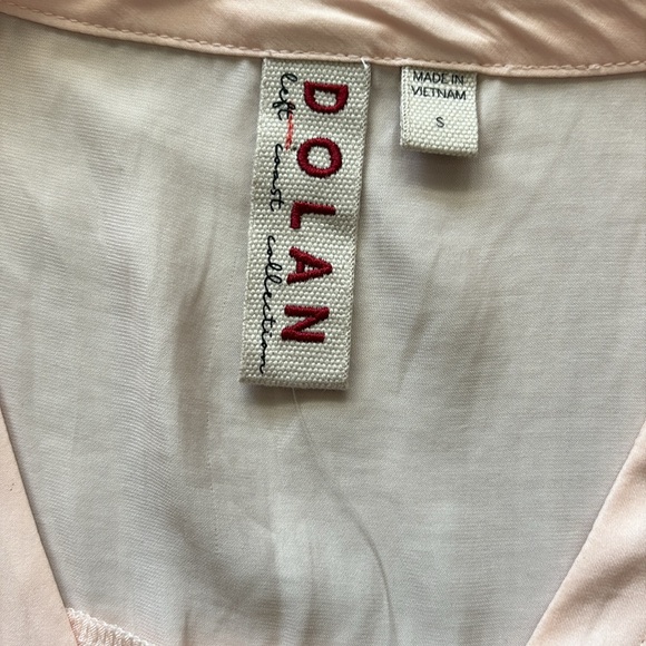 Dolan Light Pink V-Neck Blouse - Picture 4 of 8